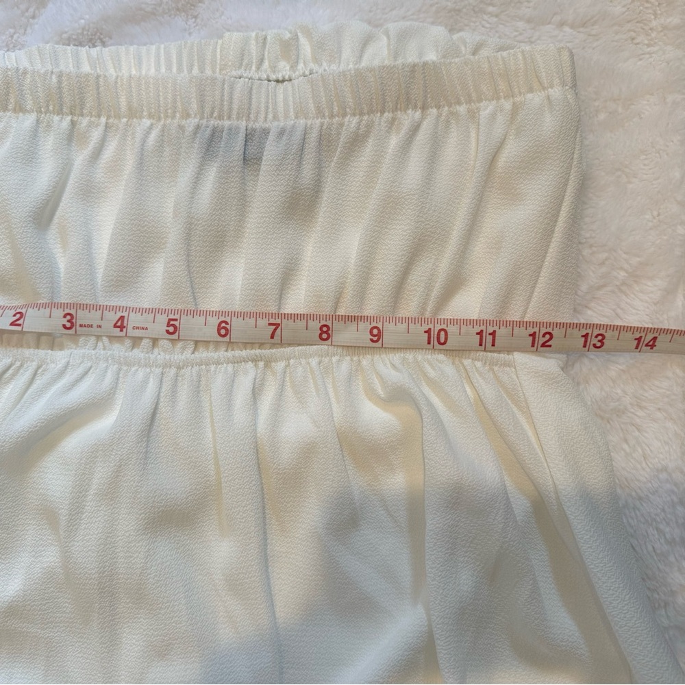NEW VICI white strapless top size M - Picture 6 of 7